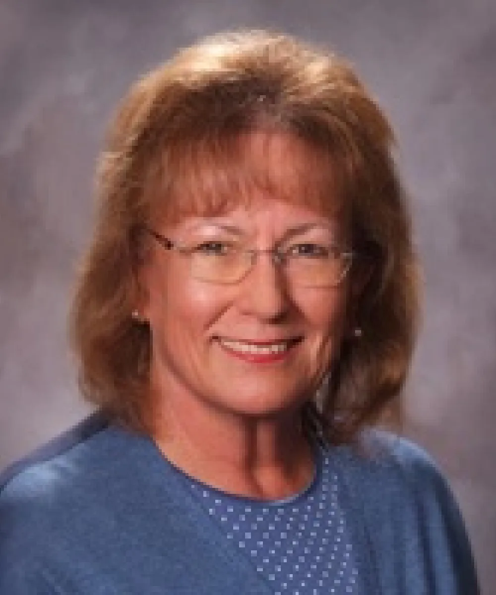 Kathy | Administrative Assistant | Carlozzi Financial Services